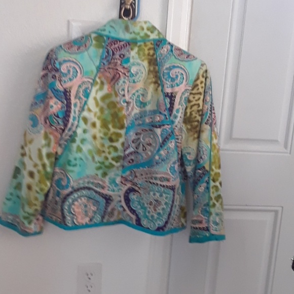 Jacket - Picture 2 of 5